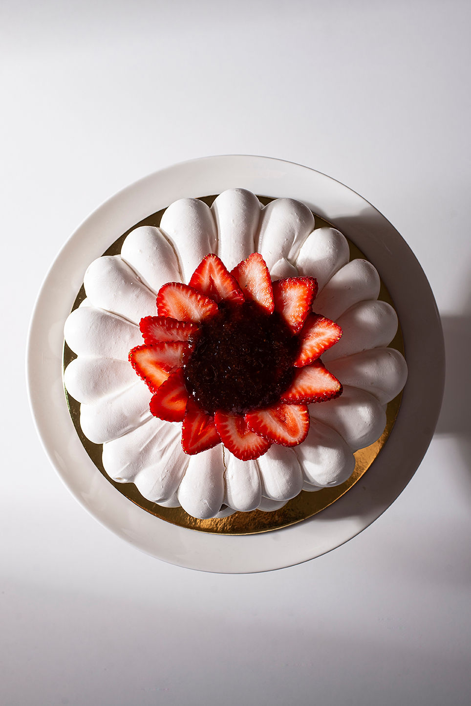 PAVLOVA EN FORMA DE MARGARITA (8/10 PORCIONES)