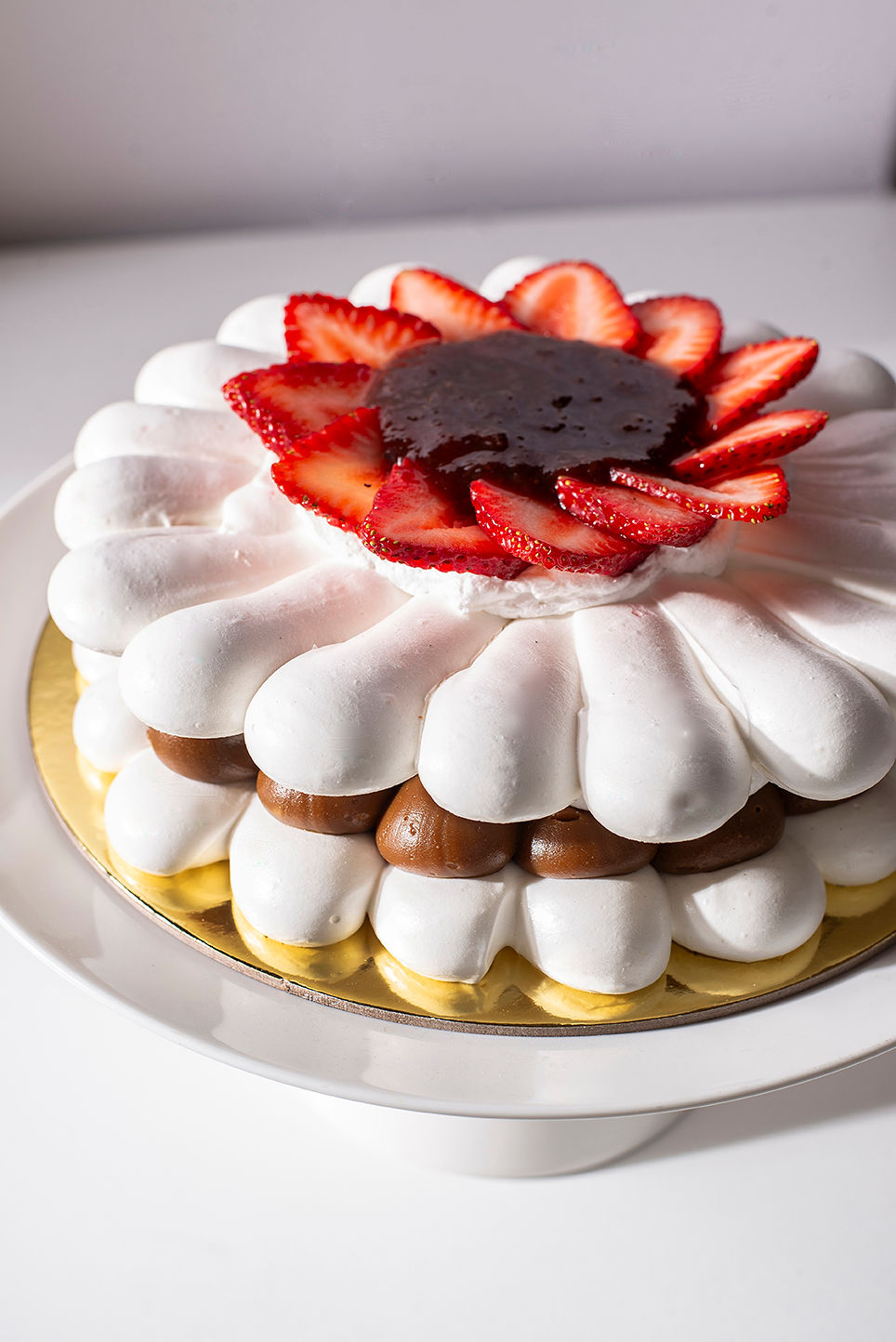 PAVLOVA EN FORMA DE MARGARITA (8/10 PORCIONES)