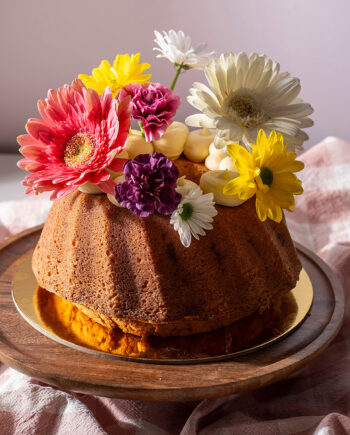 Queque de vainilla decorado (sin relleno)