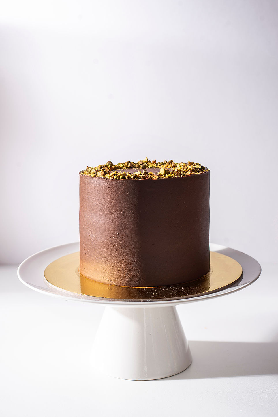 QUEQUE DE DUBAI CHOCOLATE ENTERO