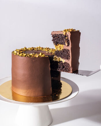 QUEQUE DE DUBAI CHOCOLATE ENTERO