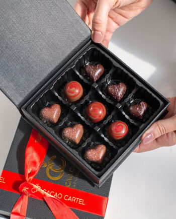 BOMBONES COLAB CON CACAO CARTEL