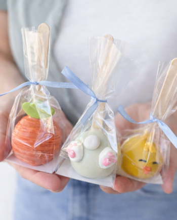 Brownie pops de pascua