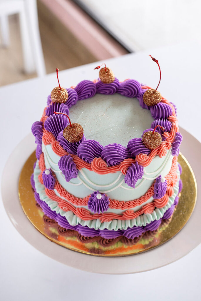 Vintage cake con cherrys